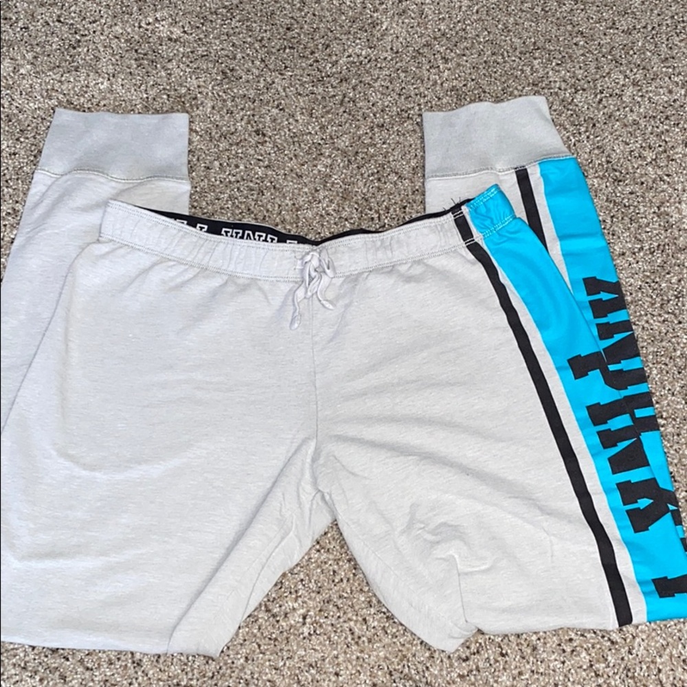 Women’s joggers